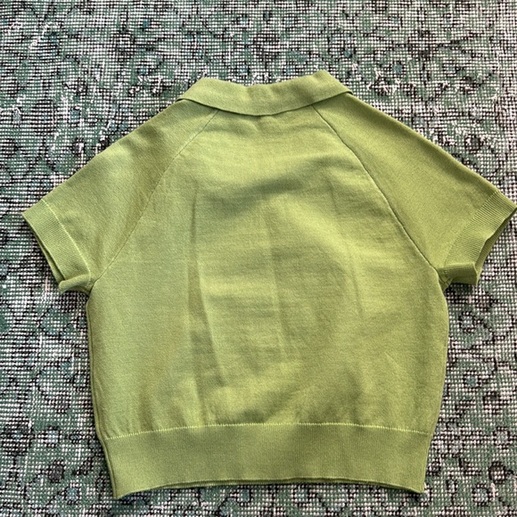 Collared crop top NWT - Picture 3 of 3